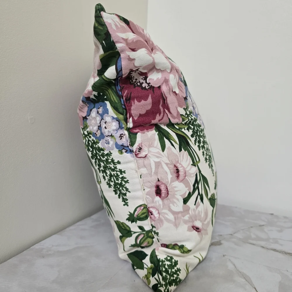 Floral Rose Cottage Bouquet 1950s style mid 20th‎ Century Accent Pillow 12